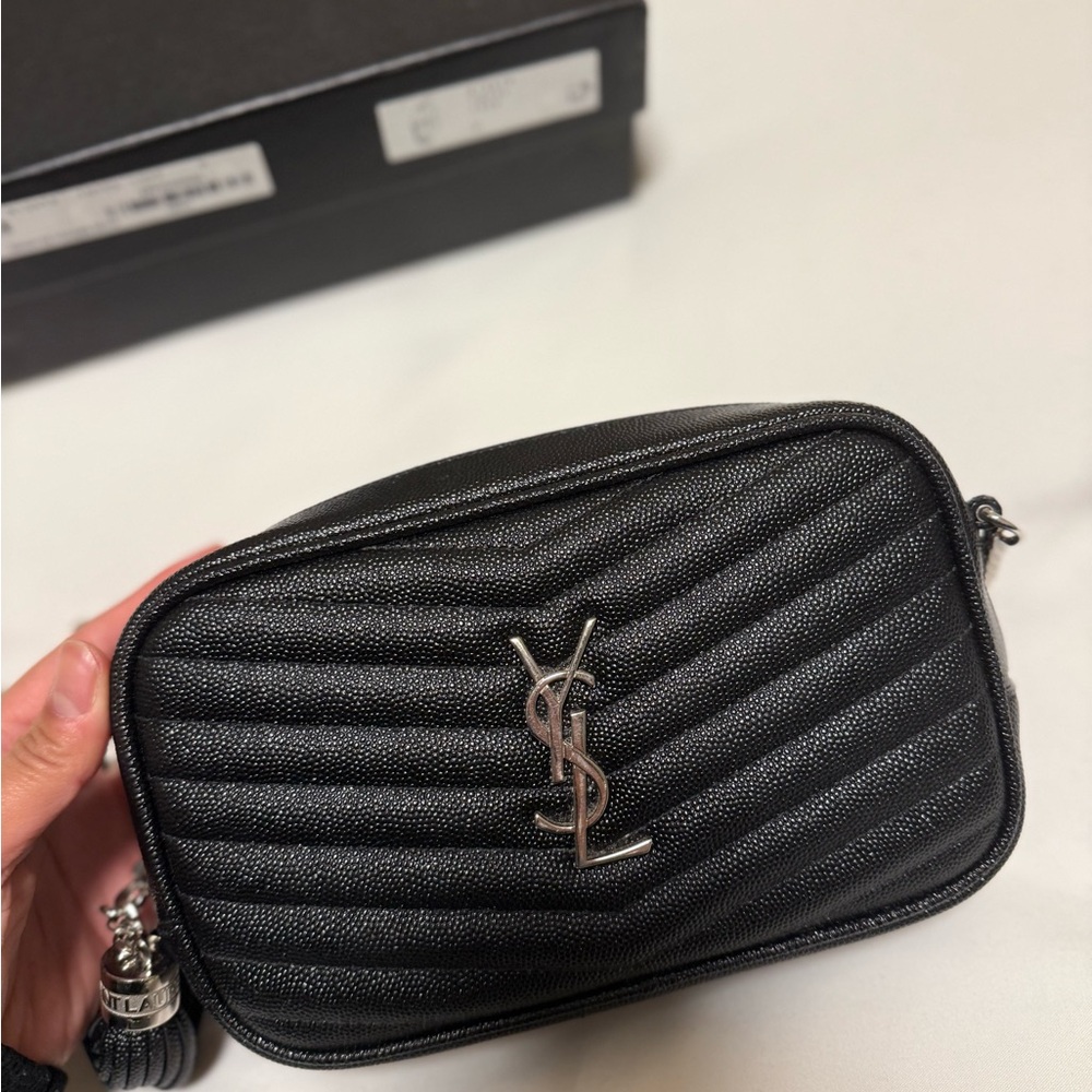 YSL Mini Lou - Picture 2 of 6